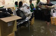 Sau mưa lớn, biệt thự triệu đô của Đàm Vĩnh Hưng ngập trong nước