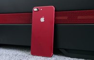 Cận cảnh chiếc iPhone 7 màu đỏ đầy quyến rũ