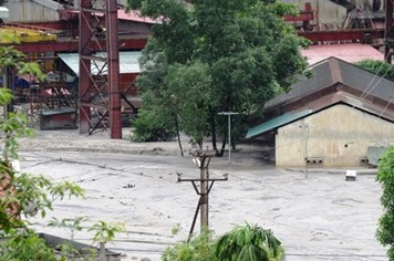 Mưa lũ kinh hoàng tại Quảng Ninh: Mông Dương nguy cấp