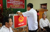 Hà Tĩnh: Ngư dân dậy sớm đi bầu cử