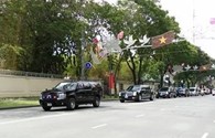 Đoàn xe  chở  Tổng thổng Obama xuất hiện trên đường phố Sài Gòn