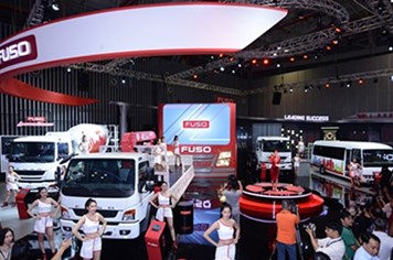 Fuso ra mắt chương trình hỗ trợ tài chính và khuyến mãi hấp dẫn tại Vietnam Motor Show 2017