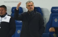 Mourinho cáo buộc các cầu thủ Chelsea phản bội