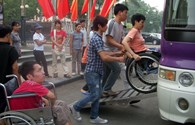 Ban hành “Quy tắc ứng xử nơi công cộng trên địa bàn thành phố Hà Nội”: Có cần thiết hay không?
