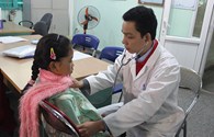 1400 trẻ nhỏ tại Quảng Bình được khám sàng lọc bệnh tim miễn phí