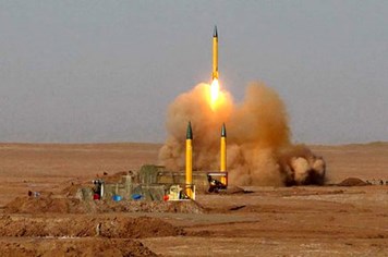 Iran dọa san bằng các căn cứ Mỹ