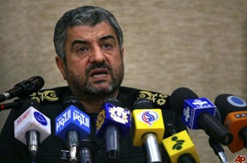 Iran có kế hoạch gây tràn dầu ở eo biển Hormuz