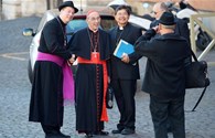 Giám mục "rởm" trà trộn vào Hồng y đoàn Vatican