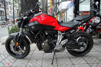 Cận cảnh môtô Yamaha giá mềm vừa về Việt Nam