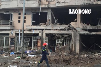 Chùm Clip: Hiện trường vụ nổ kinh hoàng làm nhiều người chết tại Hà Đông, Hà Nội