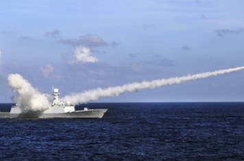 Trung Quốc ngay lập tức tăng cường quân sự ở Biển Đông sau phán quyết