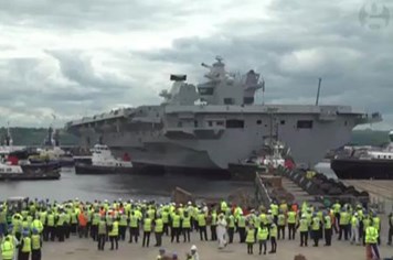 Hình ảnh siêu tàu sân bay 4,5 tỉ USD của hải quân Anh ra mắt