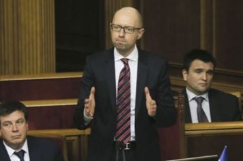 Thủ tướng Ukraina "thoát" cuộc bỏ phiếu bất tín nhiệm