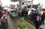 Dân vây trạm thu phí cầu Bến Thủy: Giảm 50% giá vé