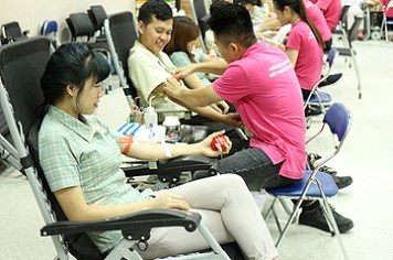 Bắc Ninh: Hàng nghìn công nhân chia “giọt máu đào”, trao gửi yêu thương