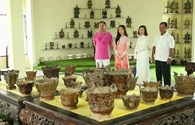 Cận cảnh phòng “Tâm linh” chứa hàng trăm đồ thờ cúng nghìn năm tuổi của Việt Nam {Video 1}