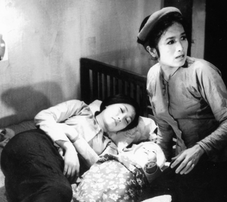 NSND Như Quỳnh bắt đầu tỏa sáng kể từ sau vai cô Nết trong phim “Đến hẹn lại lên” (1974). Với vai diễn này, Như Quỳnh đoạt giải Diễn viên xuất sắc nhất Liên hoan phim Việt Nam lần thứ 3.