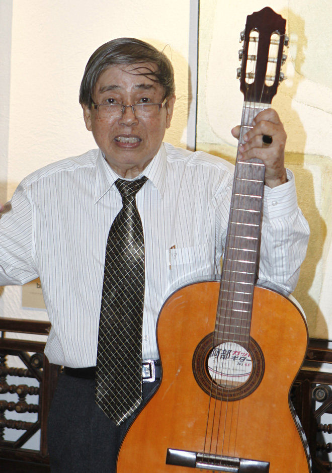 Nhà thơ, nhà biên kịch Lê Nguyên.