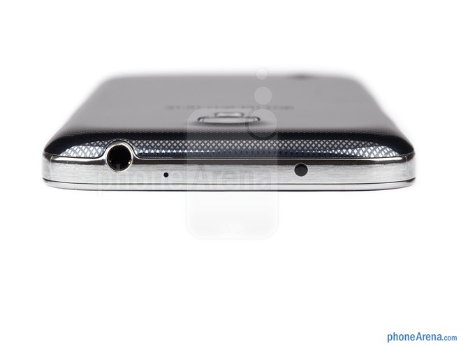 Galaxy S4 Mini Plus đang được bán với giá từ 208 đến 261 USD tại Châu Âu tùy từng thị trường.