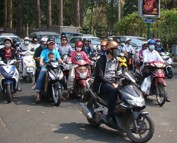 Ra đường phải trang bị thêm áo khoác