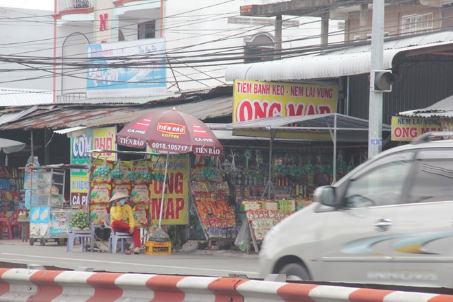 Có đến 2 cửa hàng lấy tên Ong Map.