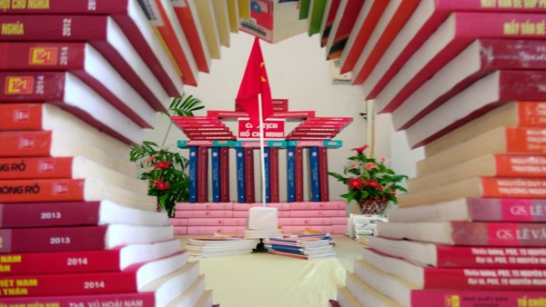 Trường THPT Thạnh Tân đạt giải nhì Hội thi “Xếp sách nghệ thuật năm 2020”