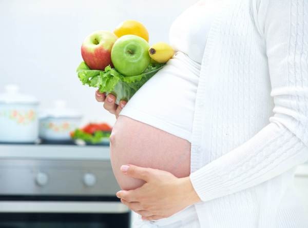 Hoa quả giúp bổ sung nguồn vitamin tự nhiên tốt cho cà người mang bầu và em bé