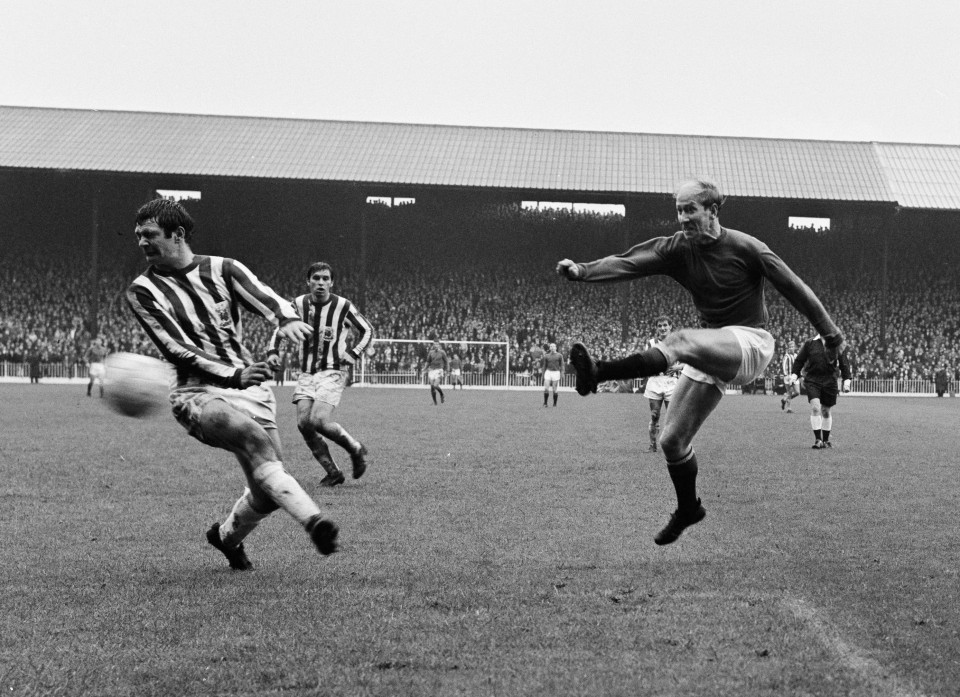Bàn thắng vào lưới Sheffield United năm 1967. Ảnh: Getty.