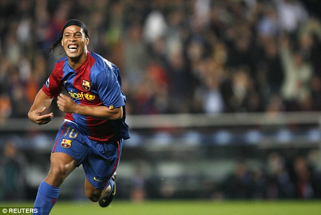 Ronaldinho has just been appointed ambassador of Barcelona. Photo: Reuters.