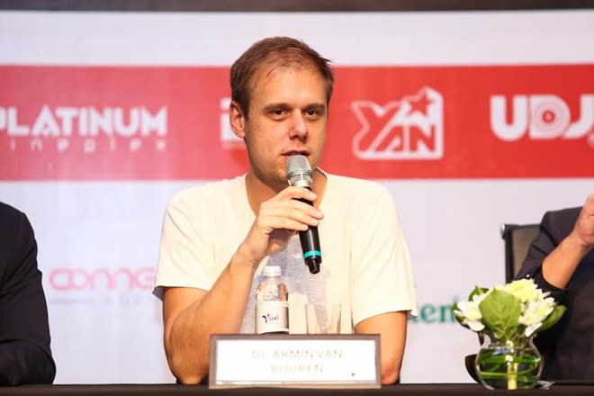 DJ Armin van Buuren giao lưu với truyền thông Việt Nam vào chiều 13.12.