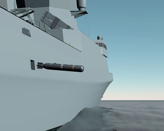 Loại tàu này sử dụng ngư lôi Stingray (ảnh) (BAE Systems chế tạo)để đánh chìm tàu ngầm, với 2 cụm ống phóng 2 nòng/cụm loại Terma DL-12T, được trang bị hệ thống LOKI để đối phó với thiết bị phát tín hiệu sonar gây nhiễu ngư lôi của đối phương, do hãng QinetiQ cung cấp từ tháng 12.2007.