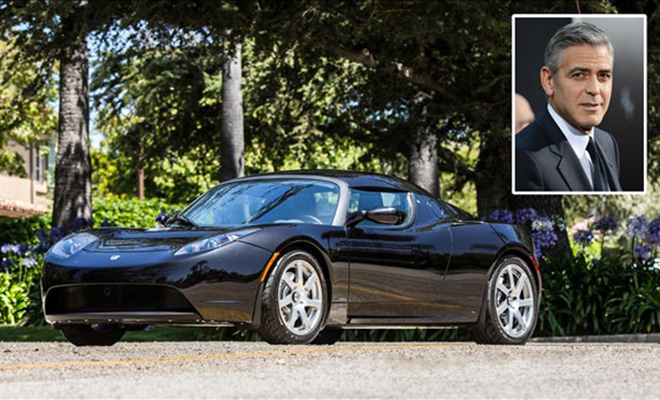Nam diễn viên điển trai George Clooney và mẫu xe điện hạng  sang Tesla Roadster