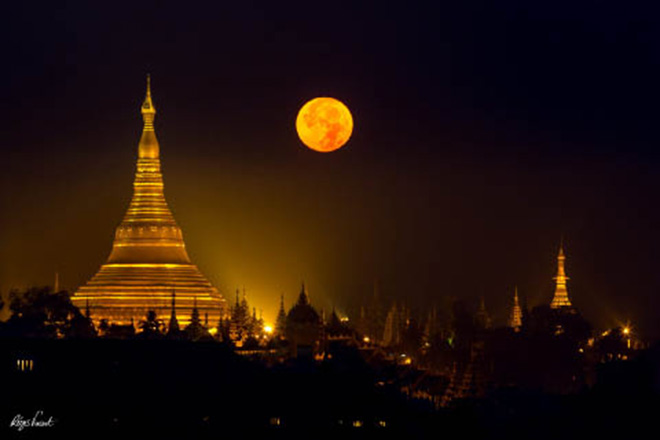 Chuông Dhammazedi từng nằm ở chùa vàng Shwedagon trước khi nó bị cướp đi.