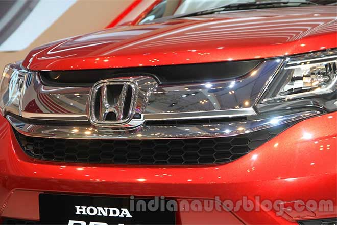 Dự kiến, Honda BR-V sẽ được bán tại Indonesia từ tháng 1.2016 với mức giá từ 16.600-19.130 USD.