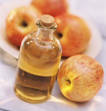 Giấm rượu táo cũng làm tan sỏi amidan nơi ẩn chứa nhiều vi khuẩn nặng mùi.