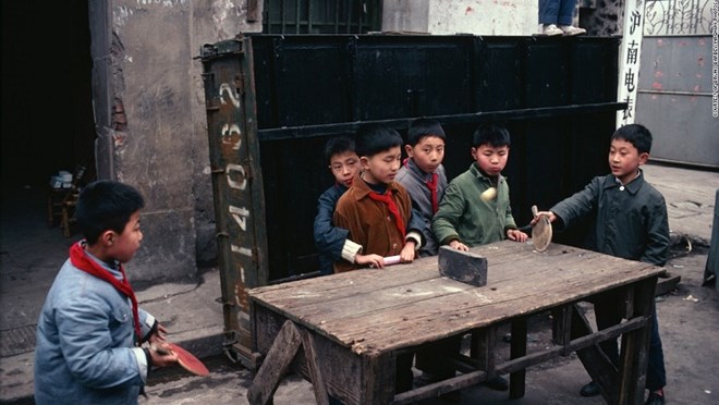 Những bức hình mà Barbey chụp được càng hiếm hơn khi mà thời đó máy ảnh là dấu hiệu của tầng lớp tiểu tư sản ở Trung Quốc thời kỳ này.
