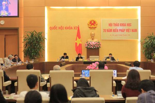 Toàn cảnh Hội thảo khoa học 70 năm Hiến pháp Việt Nam. Ảnh Trần Vương